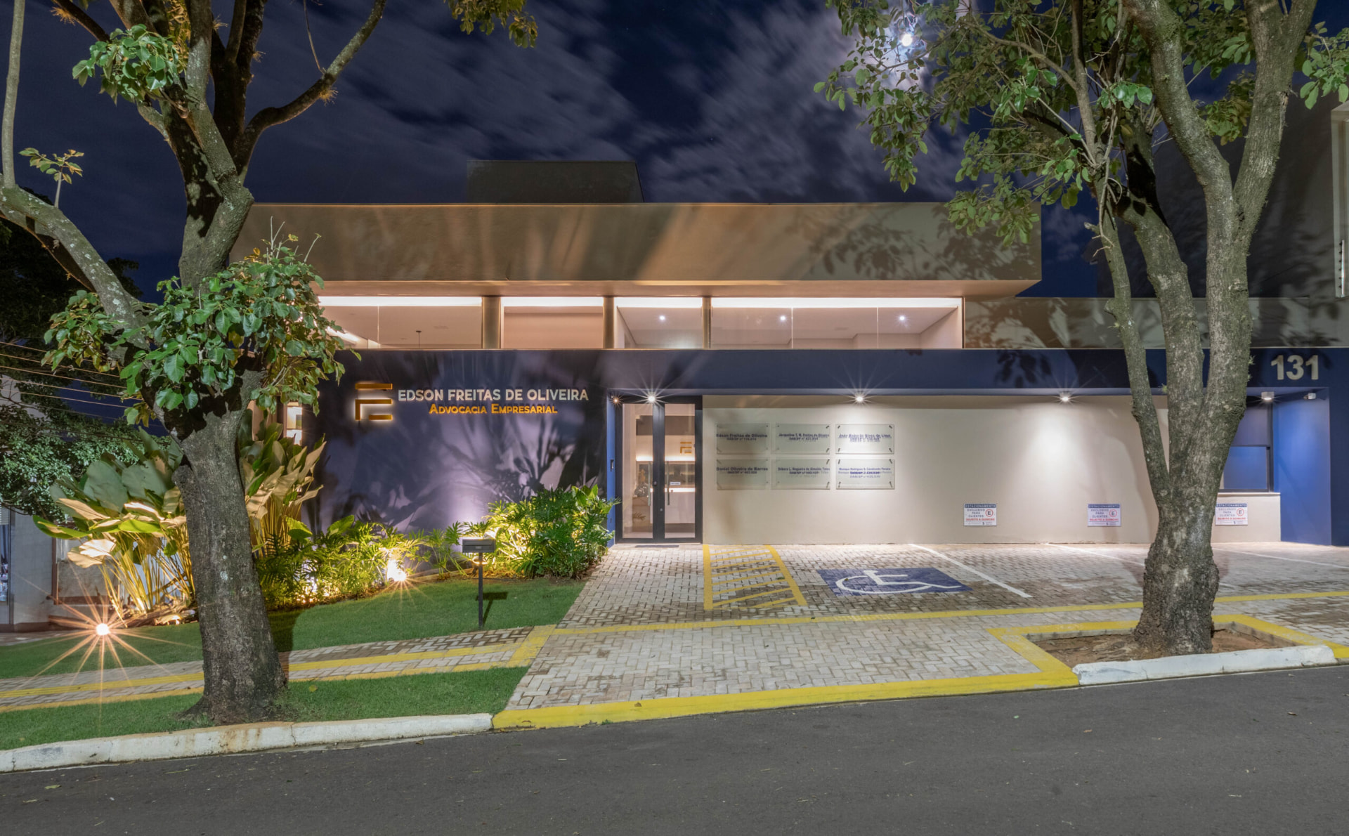 Fachada do escritório Edson Freitas de Oliveira Advocacia Empresarial